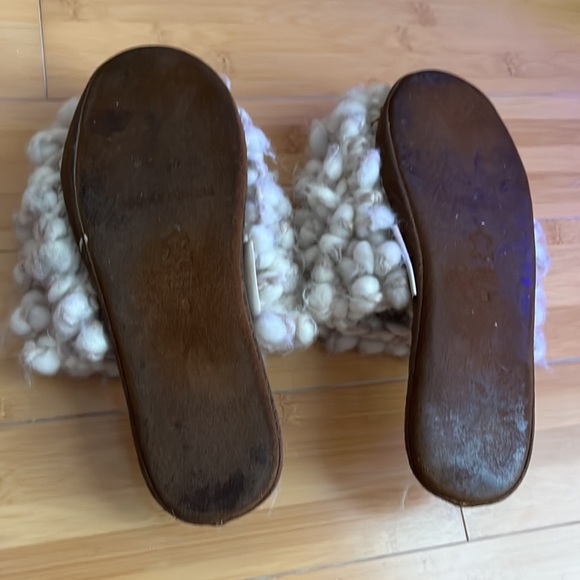 Ariana Bohling loop scruff alpaca slippers in the color ivory - Picture 4 of 6